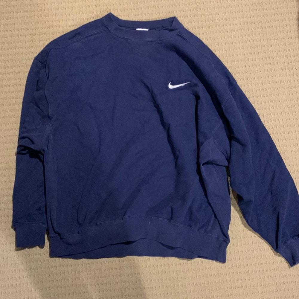 Oversized Nike Men’s sweatshirt, size xl